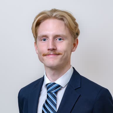 Matthew Headshot 385x385