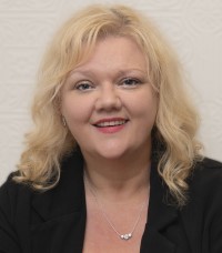 Yvonne SMALL